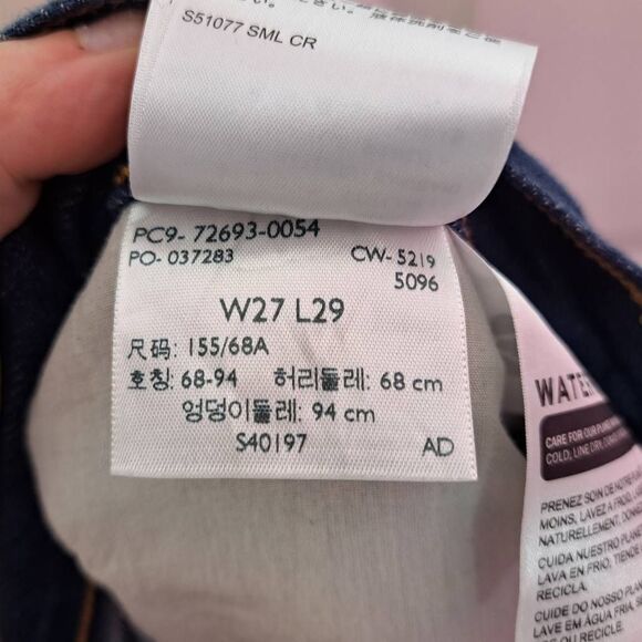 Levi's Women's High Rise Jeans - Dark Blue - Picture 10 of 10